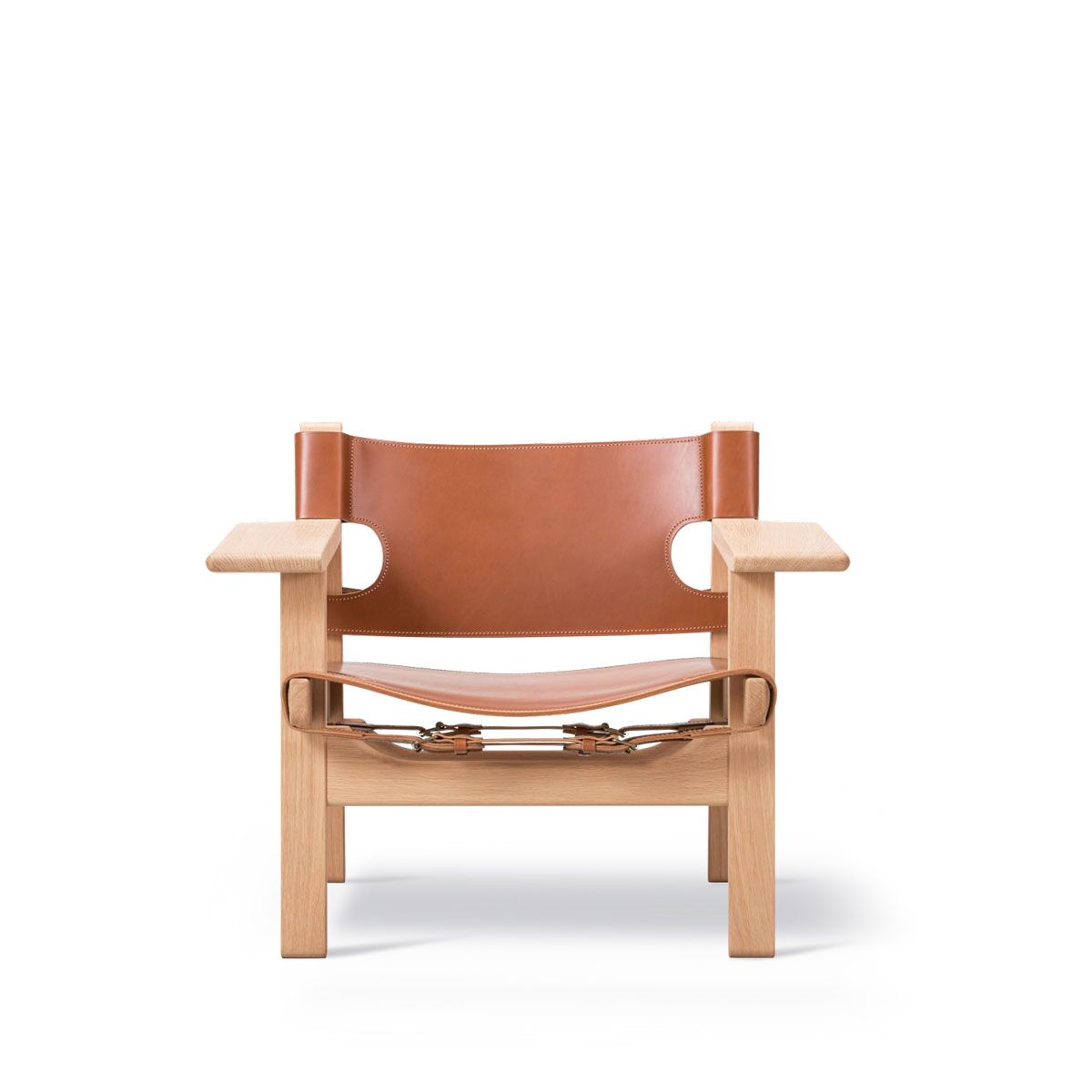 fredericia-the-spanish-chair-ljusoljad-ek-cognac the Spanish chair