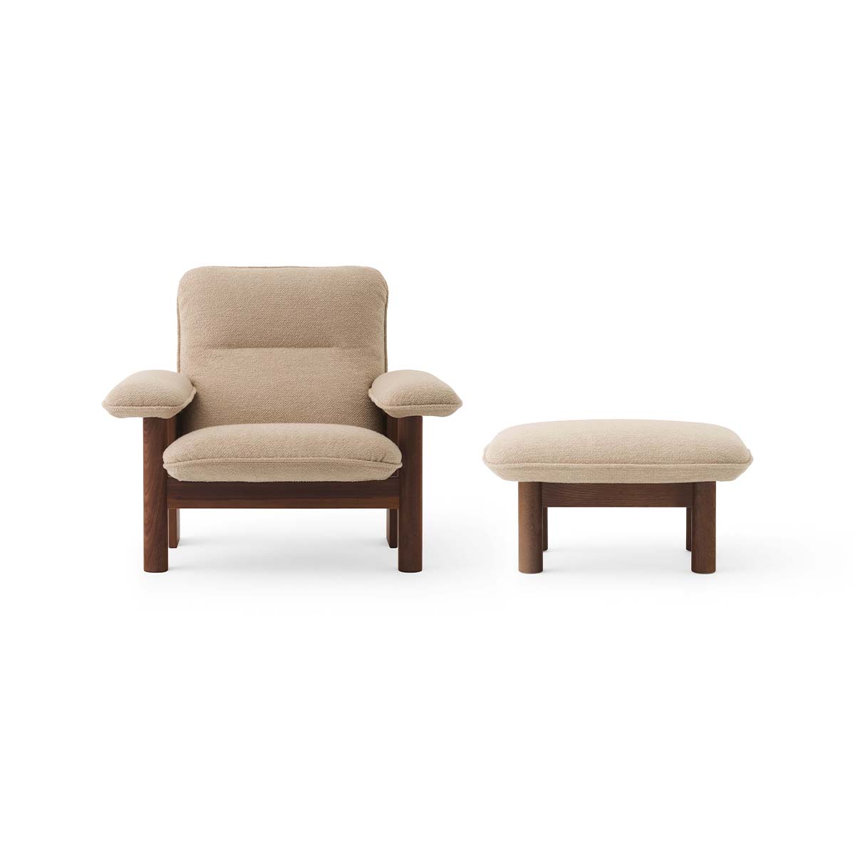 MENU-BRASILIA-CHAIR-OTTOMAN-BOUCLE-DARKOAK Brasilia Lounge Chair och Ottoman